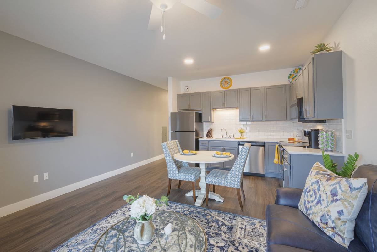 Apartment for rent at 801 Bend Blvd, East Moline, IL 61244