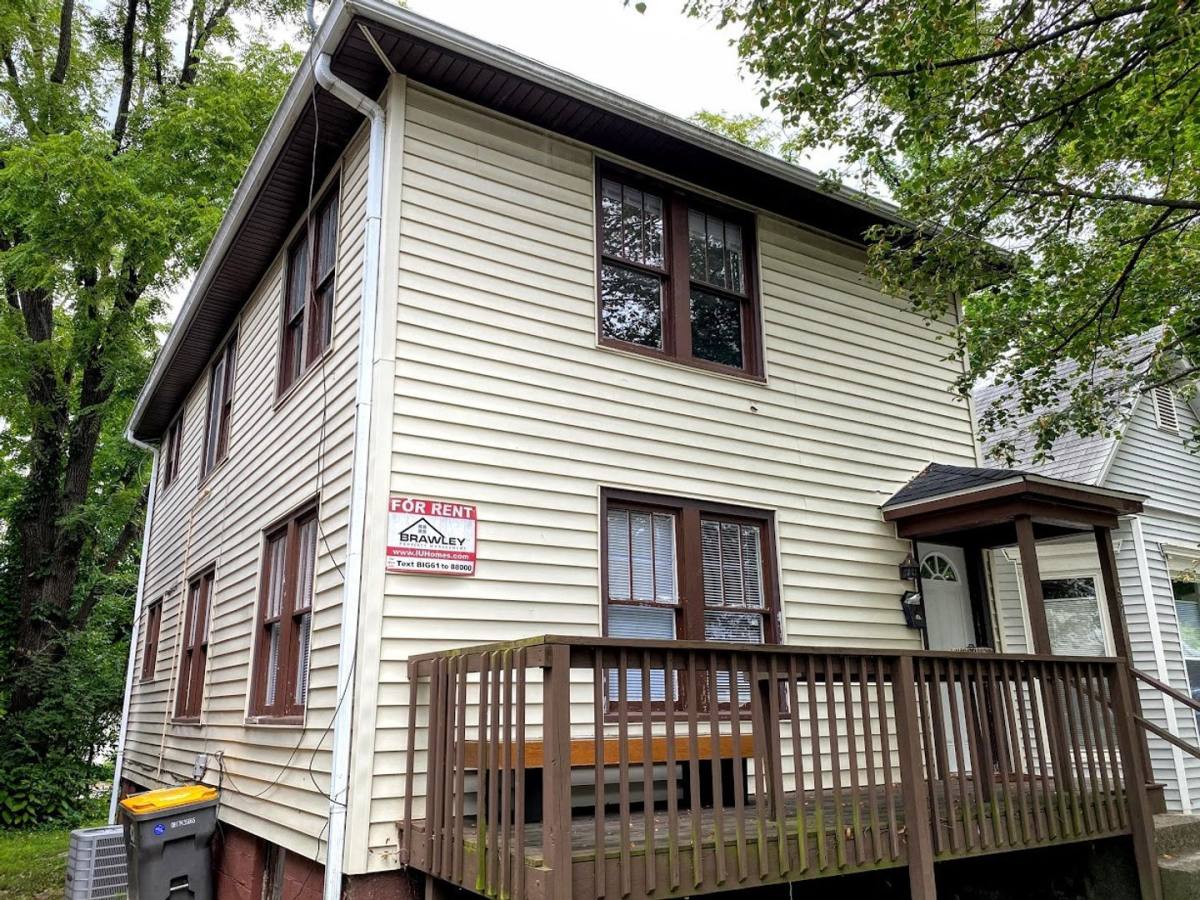 Apartment for rent at 508 N Lincoln St, Bloomington, IN 47408