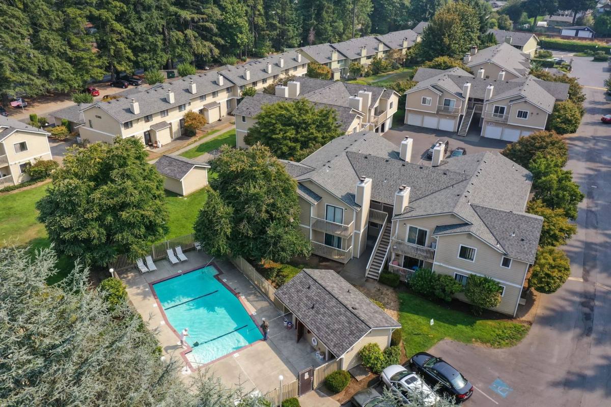 Townhouse for rent at Fairway Lane, 3873 NW Fairway Lane, Bremerton, WA 98312