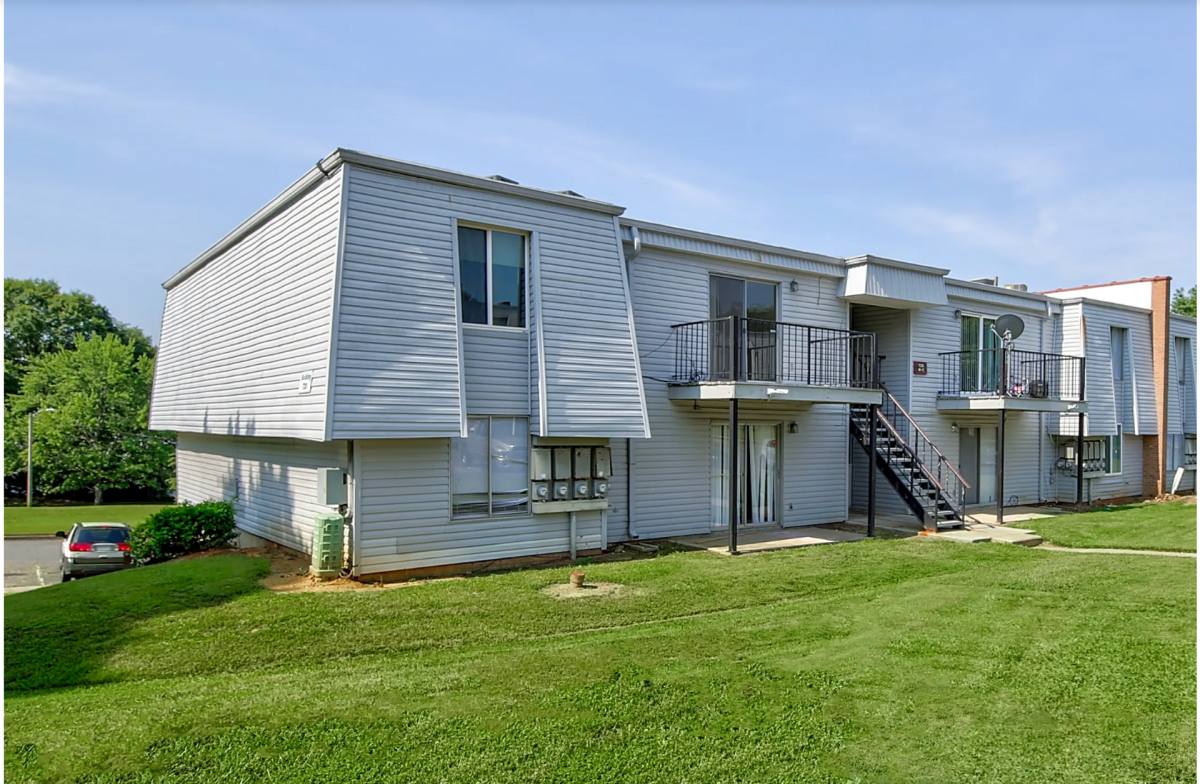 Condo for rent at 825 Farmhurst Dr, Charlotte, NC 28217
