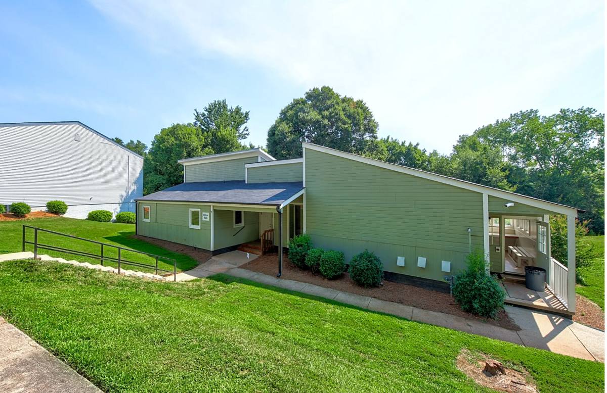 Condo for rent at 825 Farmhurst Dr, Charlotte, NC 28217