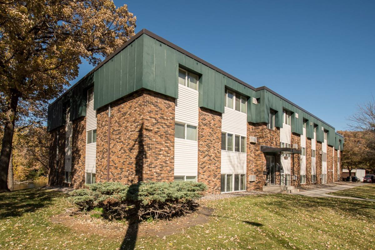 Apartment for rent at 1 Rivercrest Dr, St. Cloud, MN 56303