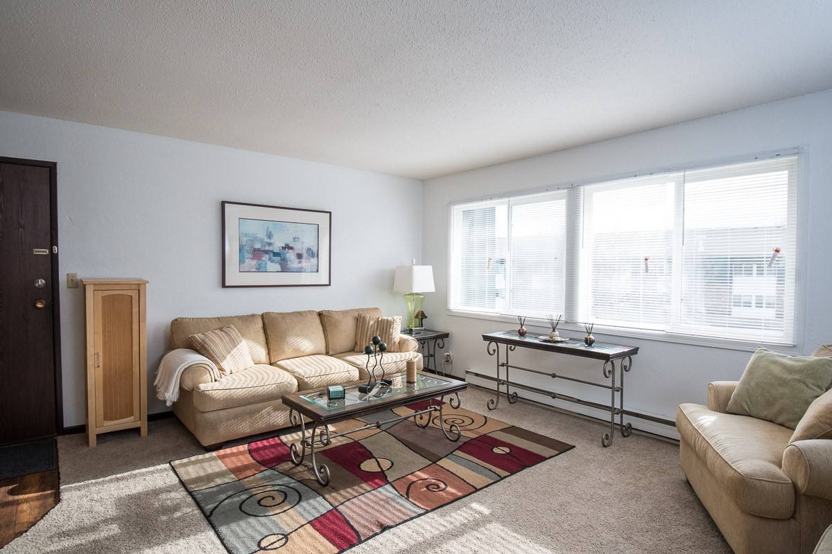 Apartment for rent at 1 Rivercrest Dr, Saint Cloud, MN 56303