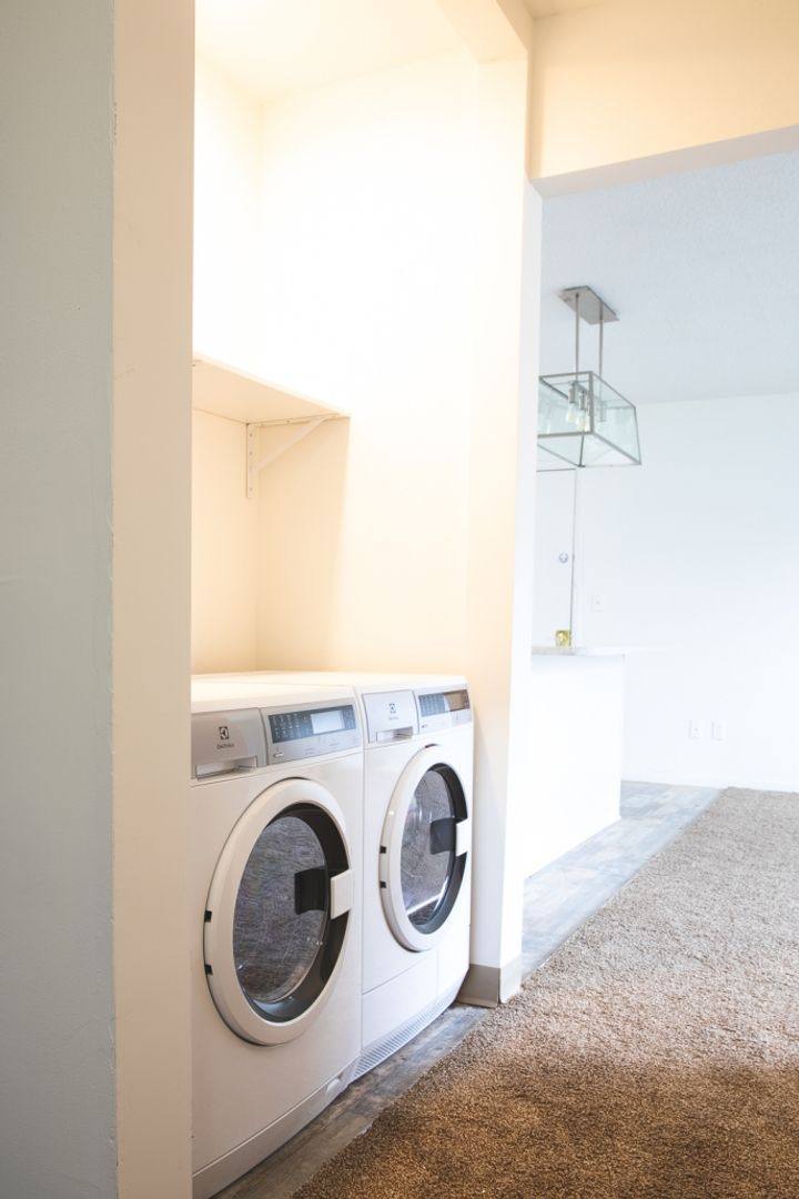 Apartment for rent at 105 N Kendall Ave, Kalamazoo, MI 49006