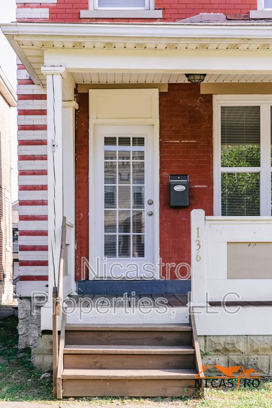 Apartment for rent at 138 E 11th Ave, Columbus, OH 43201