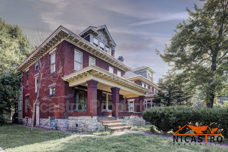 House for rent at 184 E Frambes Ave, Columbus, OH 43201