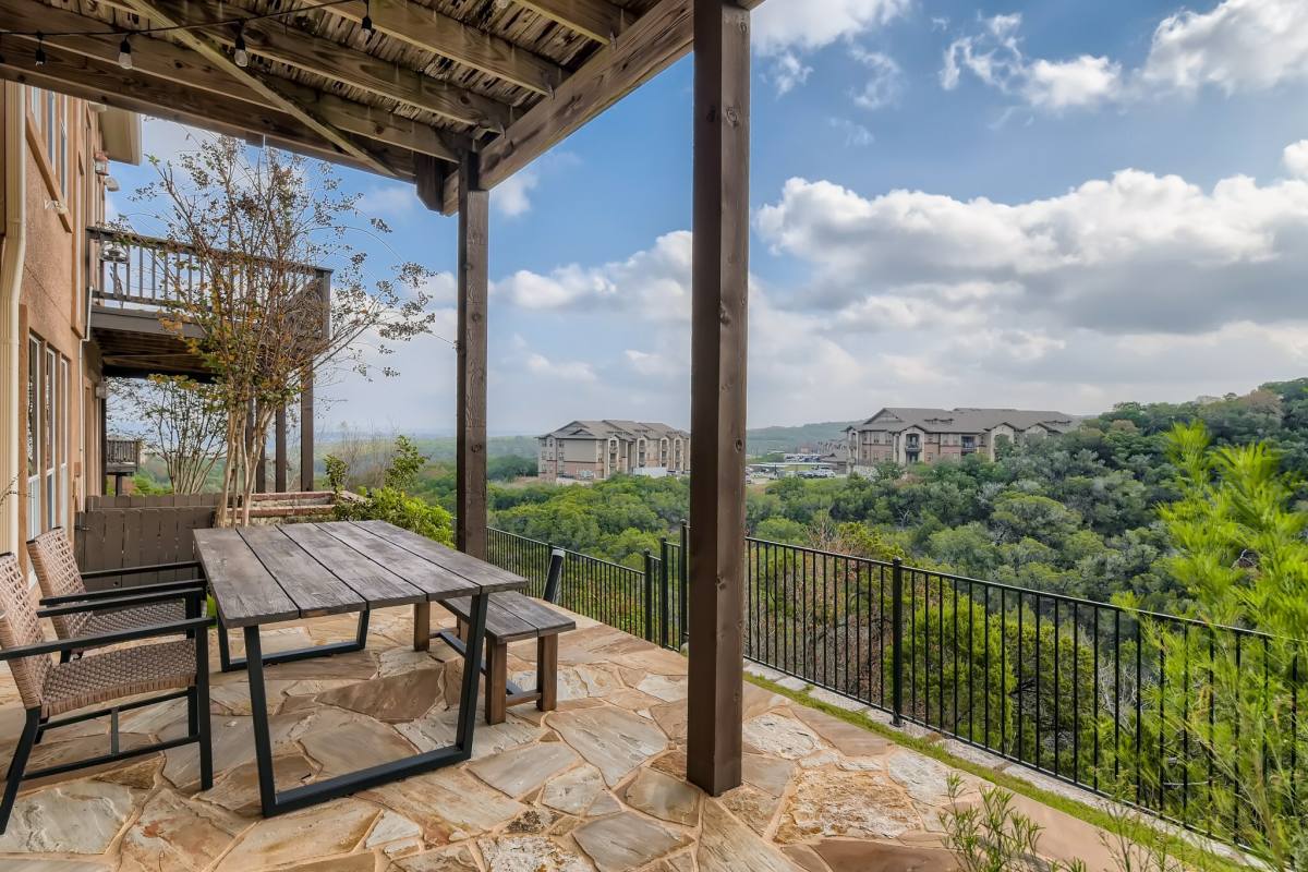 Condo for rent at 232 Sunrise Ridge Cove, Austin, TX 78738