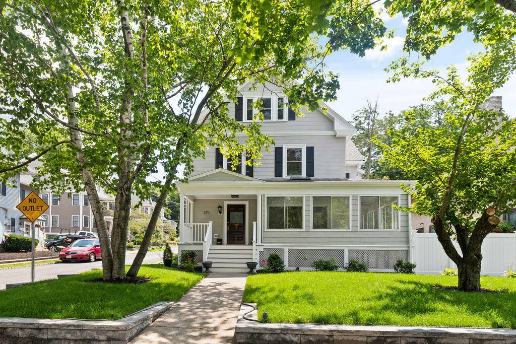House for rent at 271 Washington St, Winchester, MA 01890