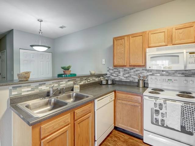 Apartment for rent at 7819 Crescent Ridge Cove #D31, Memphis, TN 38133