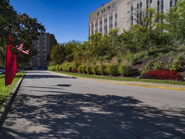 Apartment for rent at 1000 Penn Center Blvd #C31, Pittsburgh, PA 15235