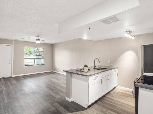 Apartment for rent at 3815 N 16th St #D21, Phoenix, AZ 85016