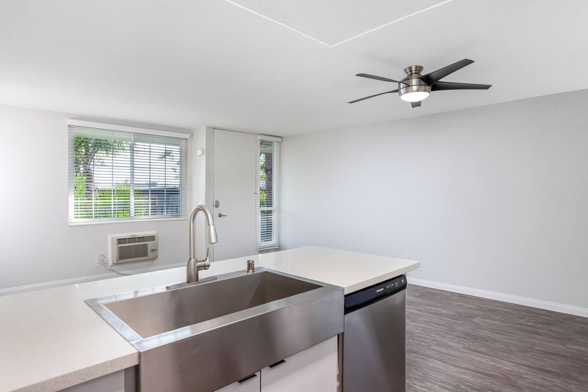 Apartment for rent at 600 N Harbor Blvd, La Habra, CA 90631