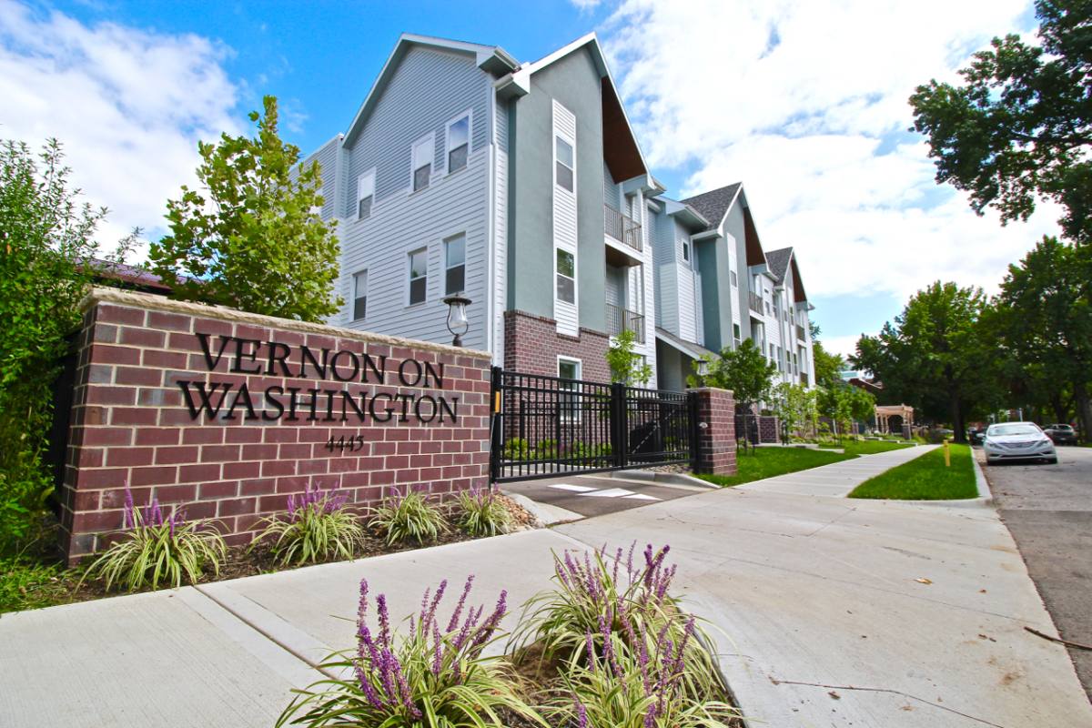 Apartment for rent at Vernon on Washington, 4445 Washington St, Kansas City, MO 64111