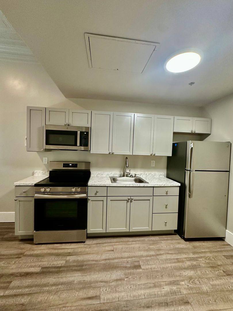 Hill Cafe, 1249-55 Market St, Harrisburg, PA 17103 - Apartment for Rent - Image 14