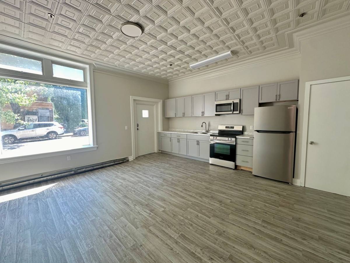 Hill Cafe, 1249-55 Market St, Harrisburg, PA 17103 - Apartment for Rent - Image 1