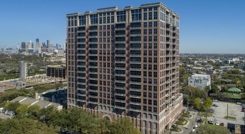 Apartment for rent at 4895 Montrose #611, Houston, TX 77006