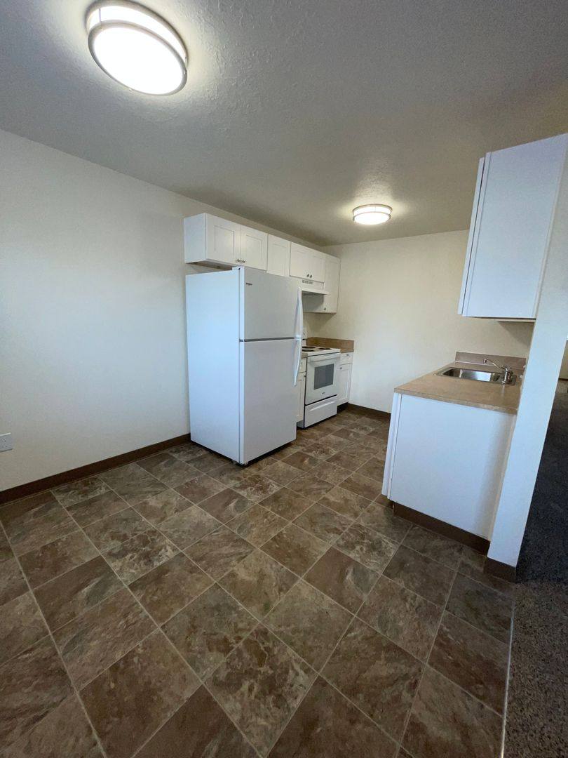 Apartment for rent at 113 Stafford Lane NE, Salem, OR 97301
