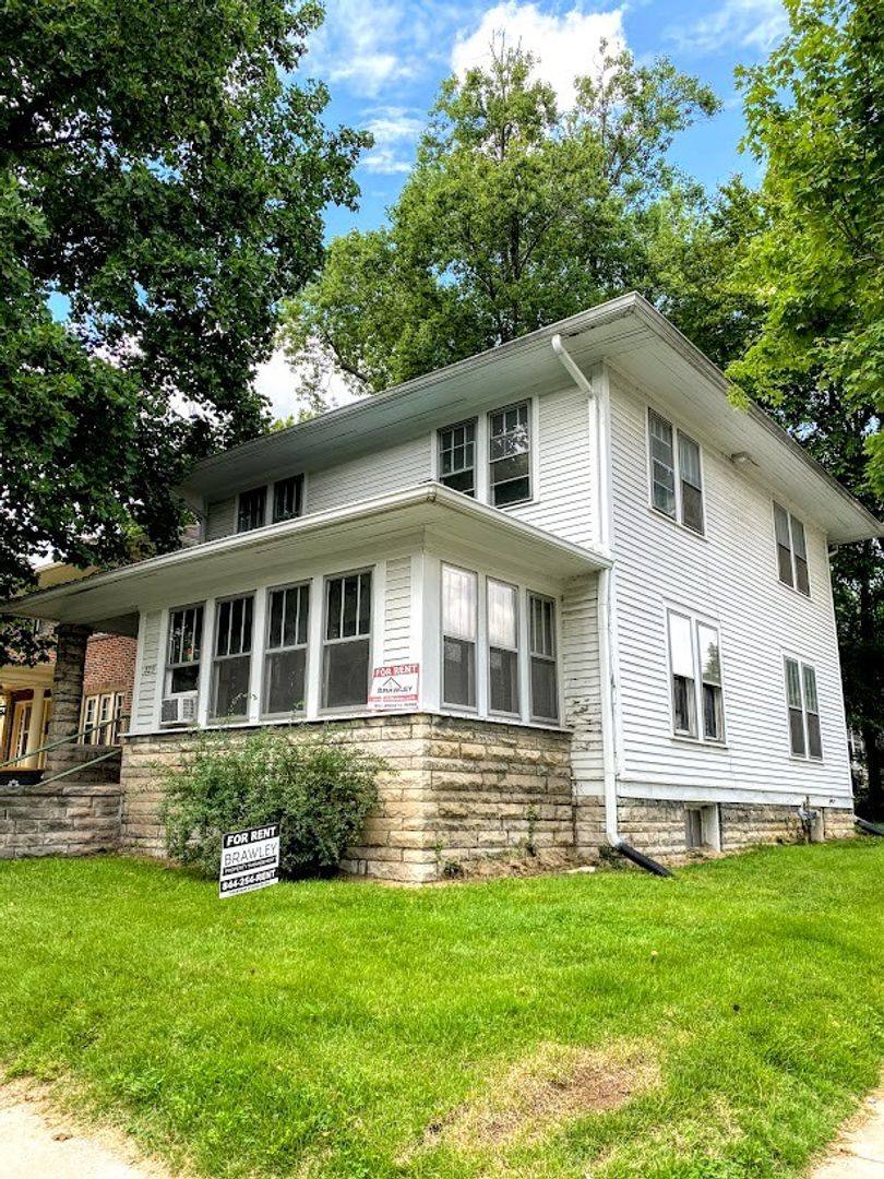 House for rent at 223 E 8th St, Bloomington, IN 47408