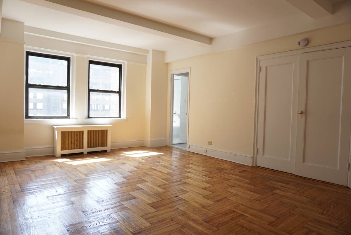 Apartment for rent at 237 E 20th St #8D, New York, NY 10003