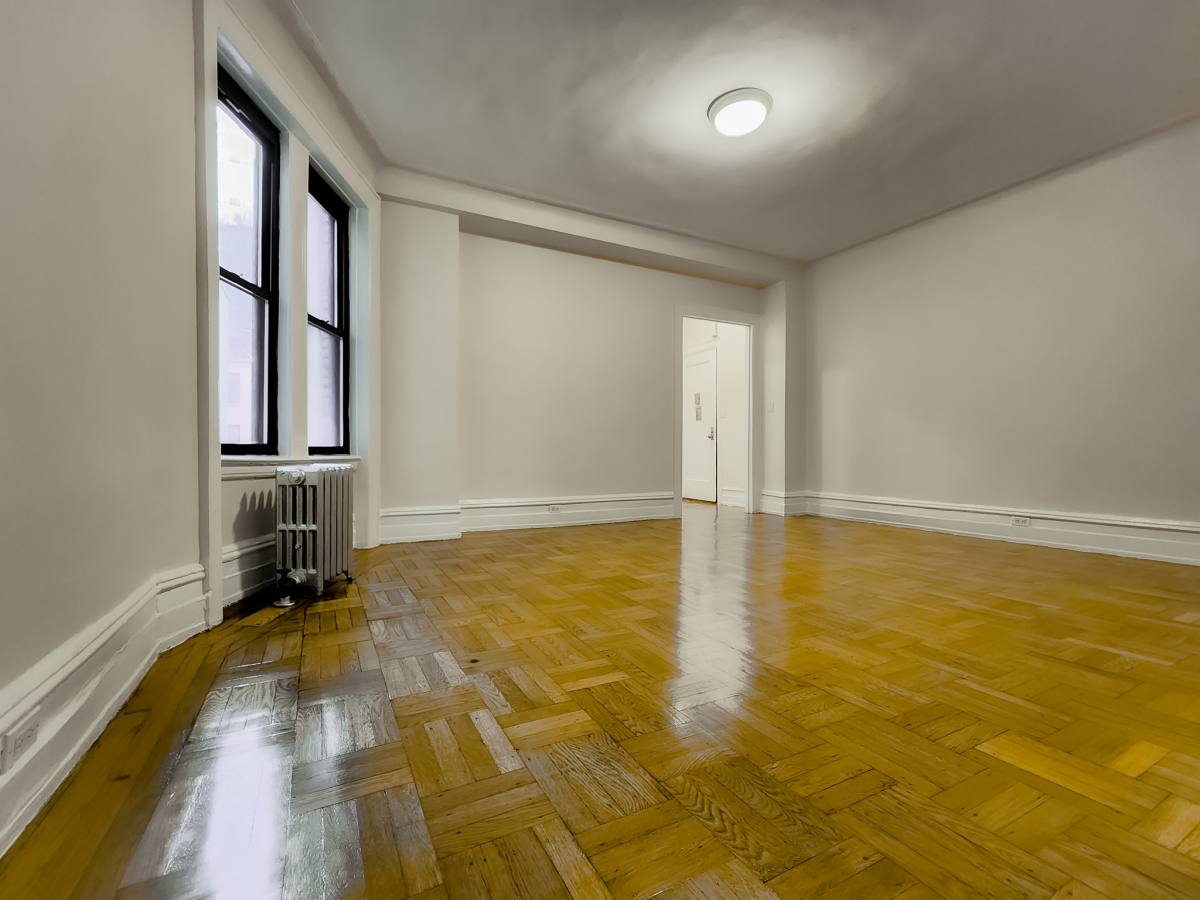 Apartment for rent at 55 W 55th St #4AA, New York, NY 10019