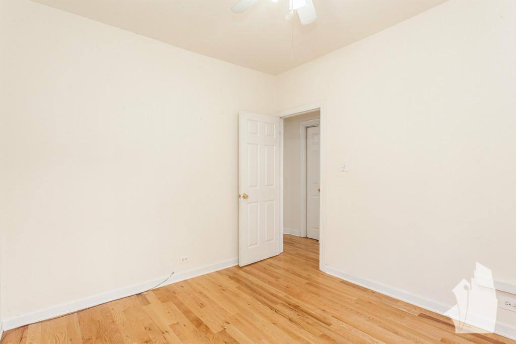 Apartment for rent at 3720 N Pine Grove Ave #2W, Chicago, IL 60613
