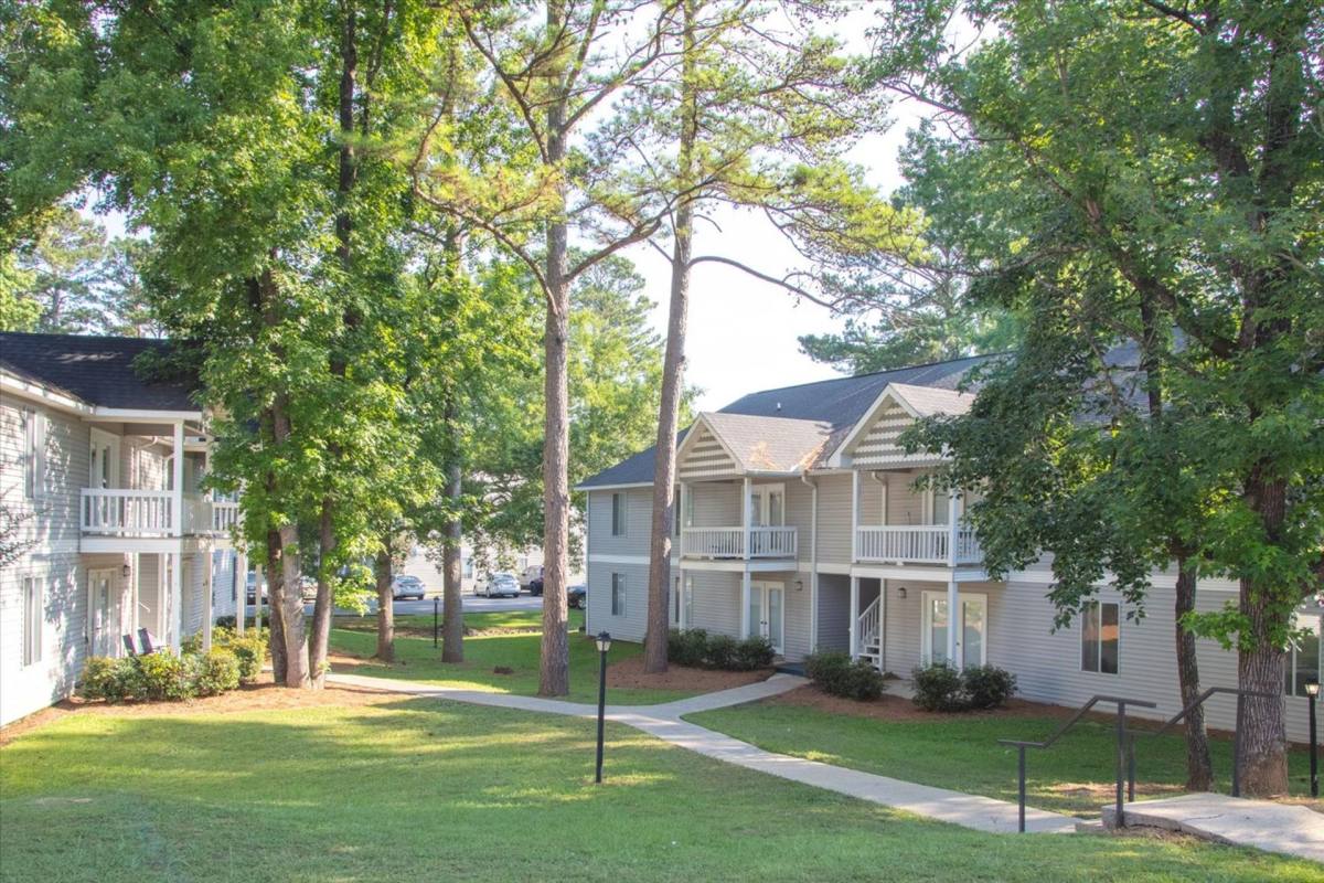 Apartment for rent at 164 Christopher St, Rainbow City, AL 35906