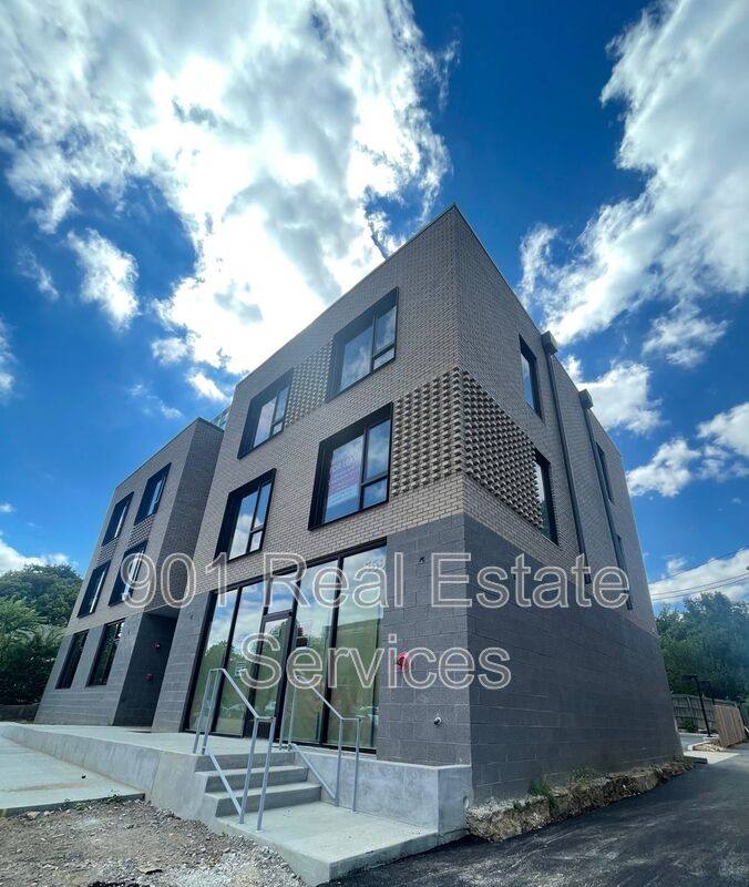 Apartment for rent at 569 N McLean Blvd #301, Memphis, TN 38112