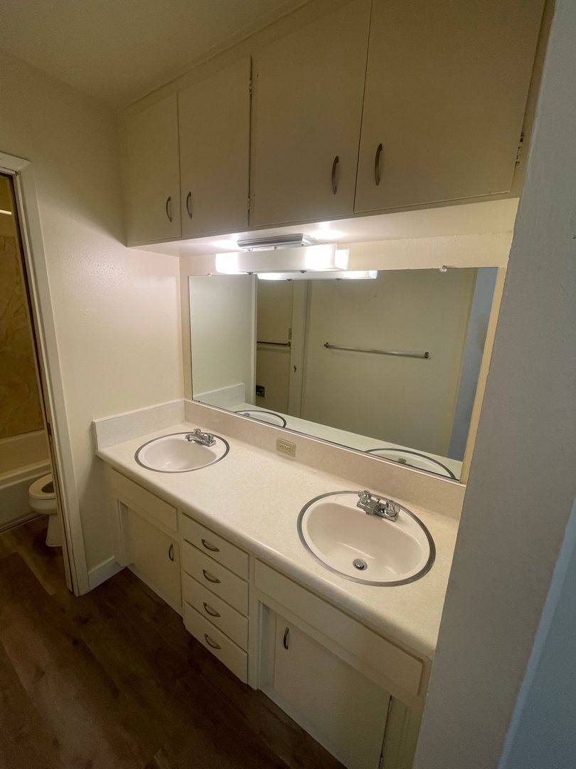 Apartment for rent at 1615-1625 E 8th St, Davis, CA 95616