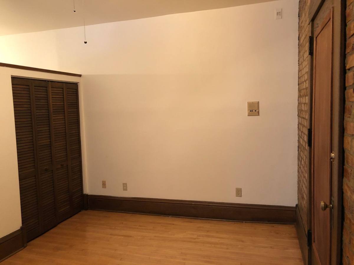 Apartment for rent at 1117 W Franklin Ave, Minneapolis, MN 55405