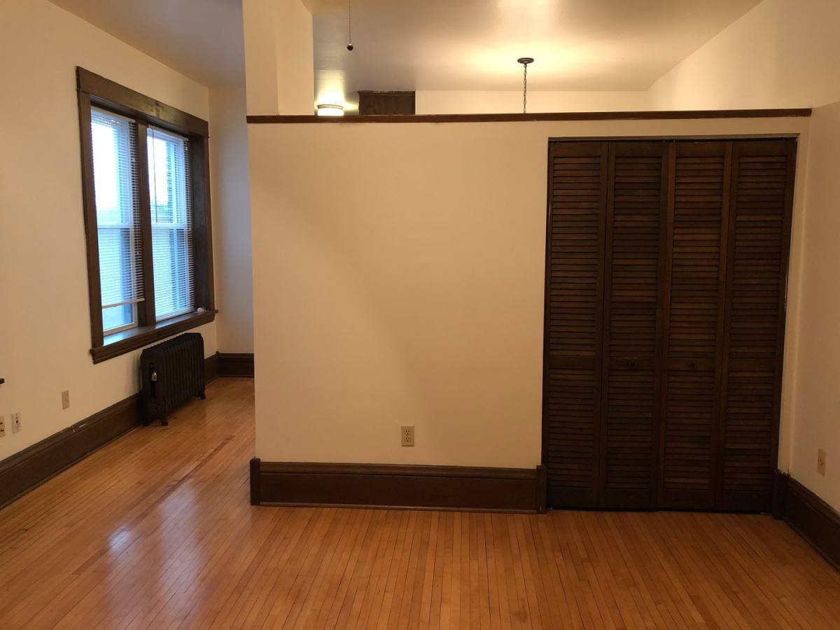 Apartment for rent at 1117 W Franklin Ave, Minneapolis, MN 55405