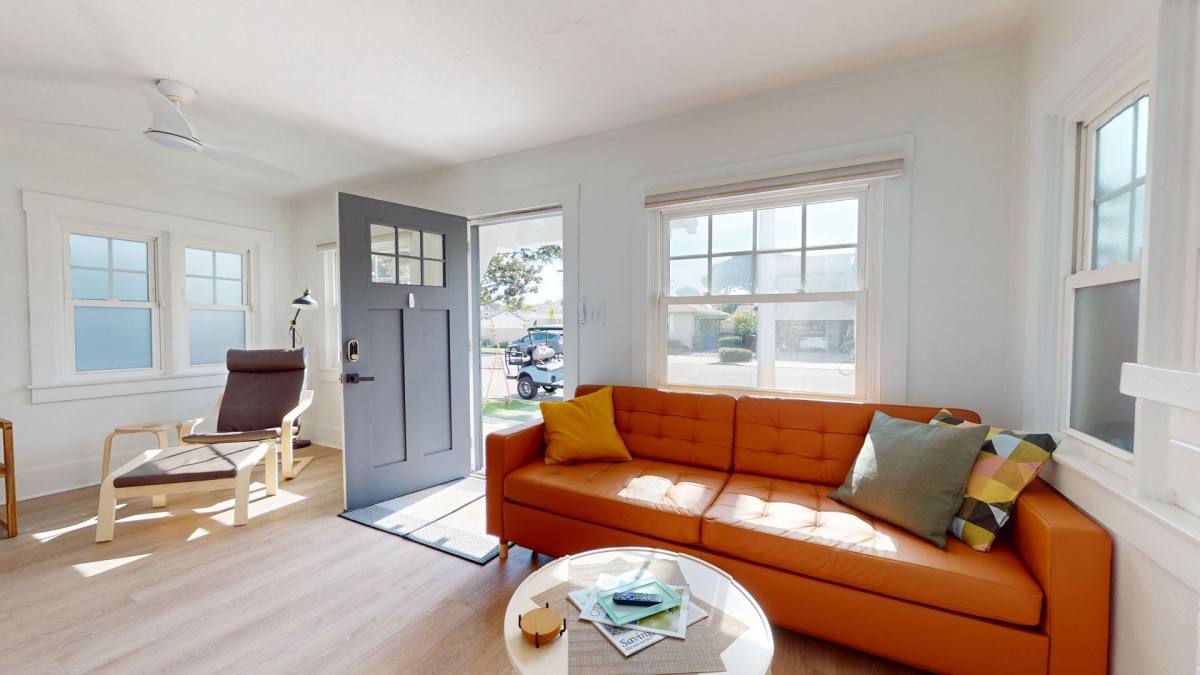 Apartment for rent at 507 7th St, Coronado, CA 92118