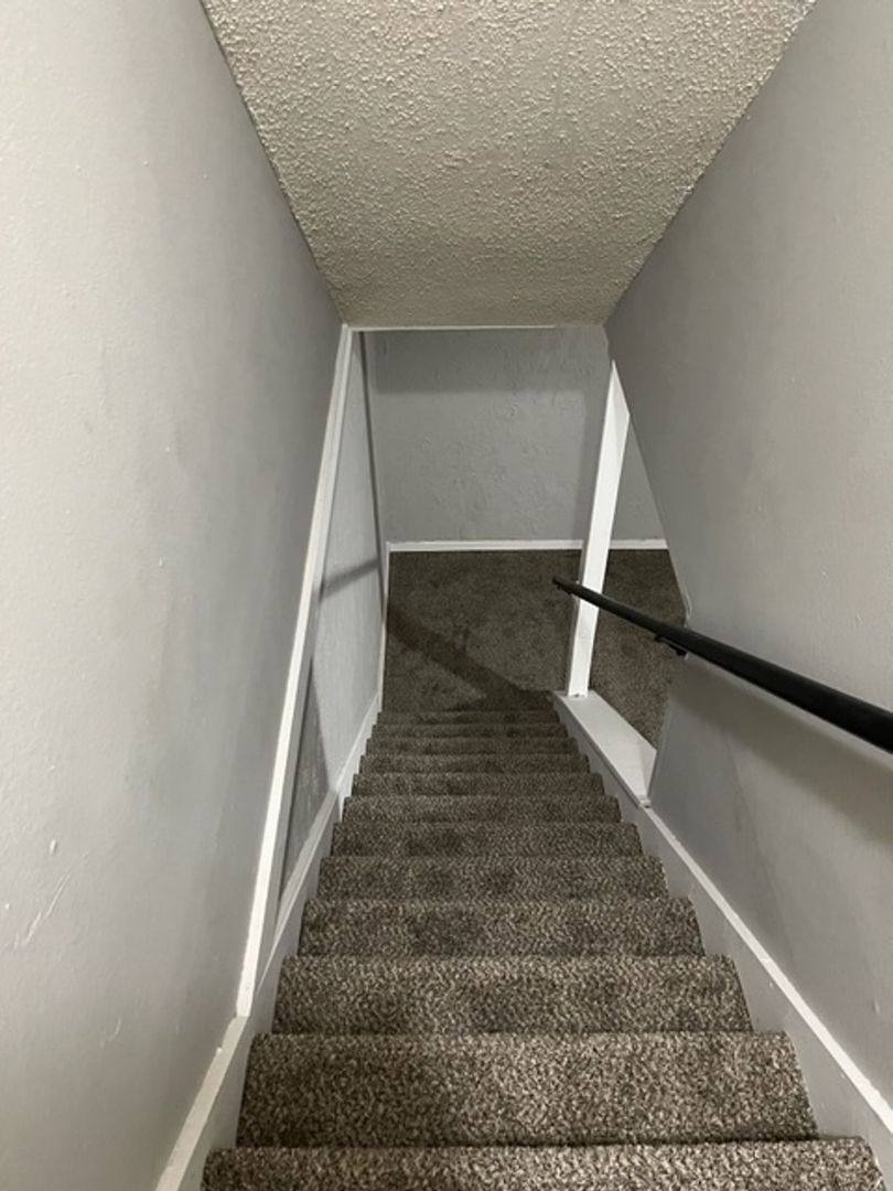 Apartment for rent at 1000 S Woodlawn St, Wichita, KS 67218