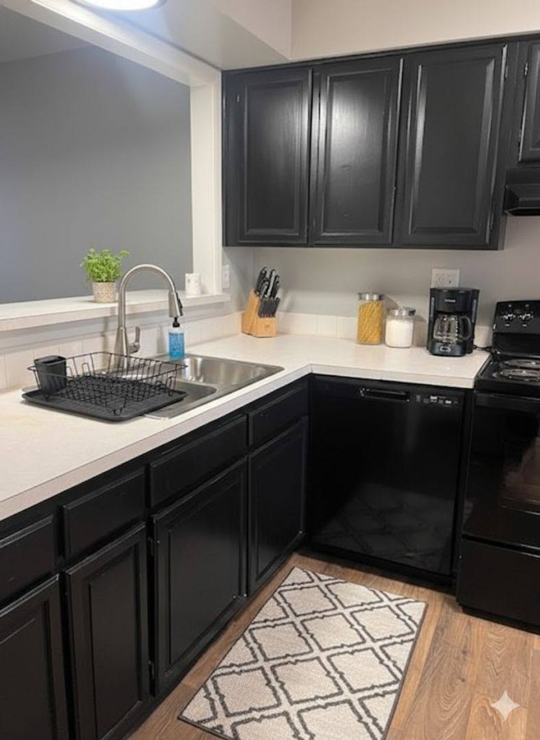 Apartment for rent at 1000 S Woodlawn St, Wichita, KS 67218