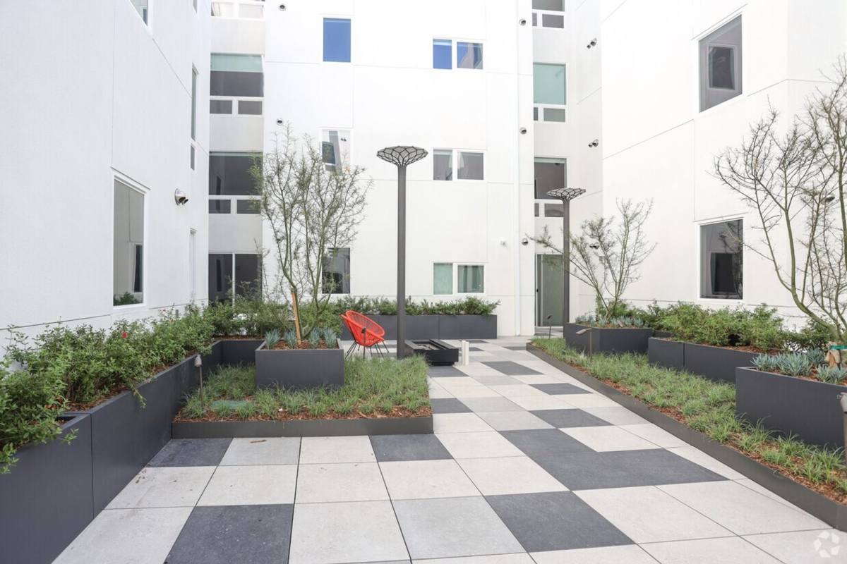 Apartment for rent at 9131 Darby Ave, Northridge, CA 91325