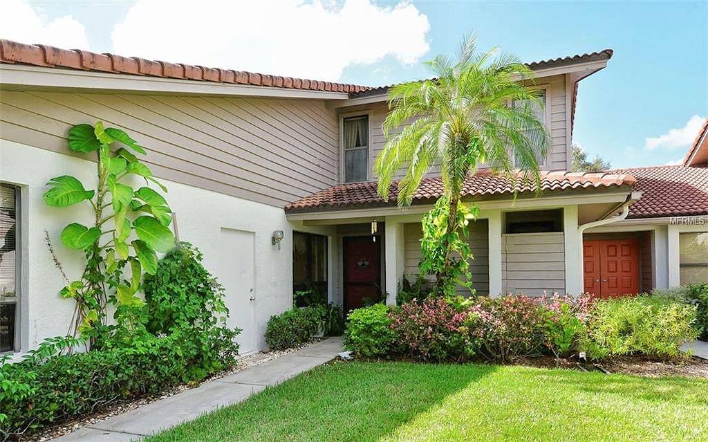 Wilshire Circle W, Sarasota, FL 34238