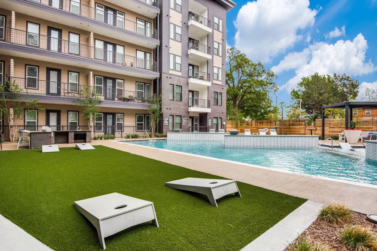 Apartment for rent at 2780 N Carroll Ave #B2-18, Dallas, TX 75204