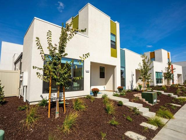 Apartment for rent at 2490 Quiet Trail Lane #D22, Sacramento, CA 95834