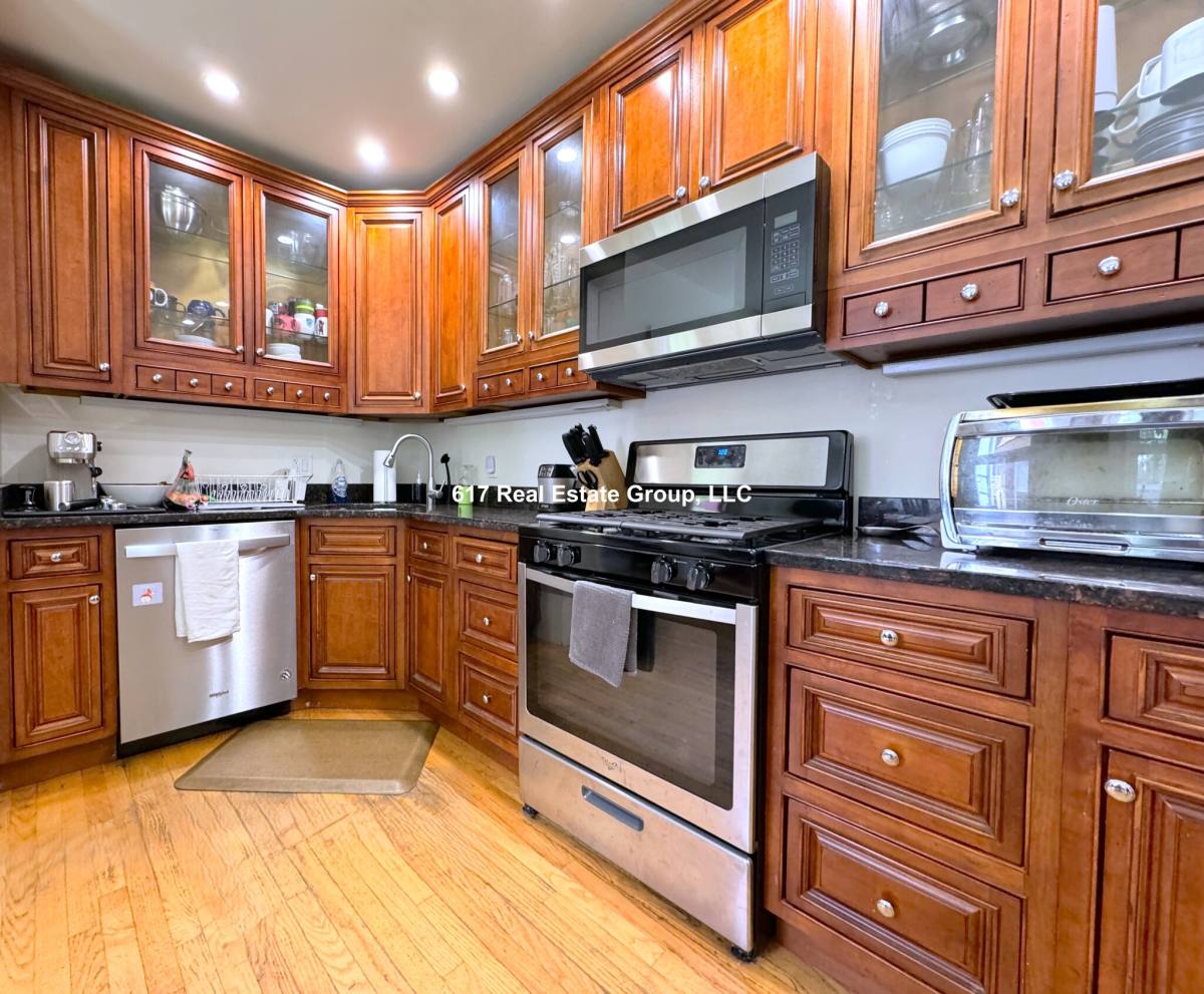 Townhouse for rent at 61 Brentwood St #TH, Allston, MA 02134