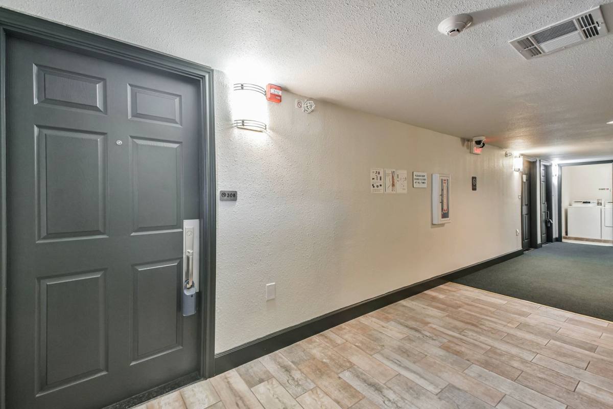 Apartment for rent at 1025 Swanson St, Houston, TX 77030