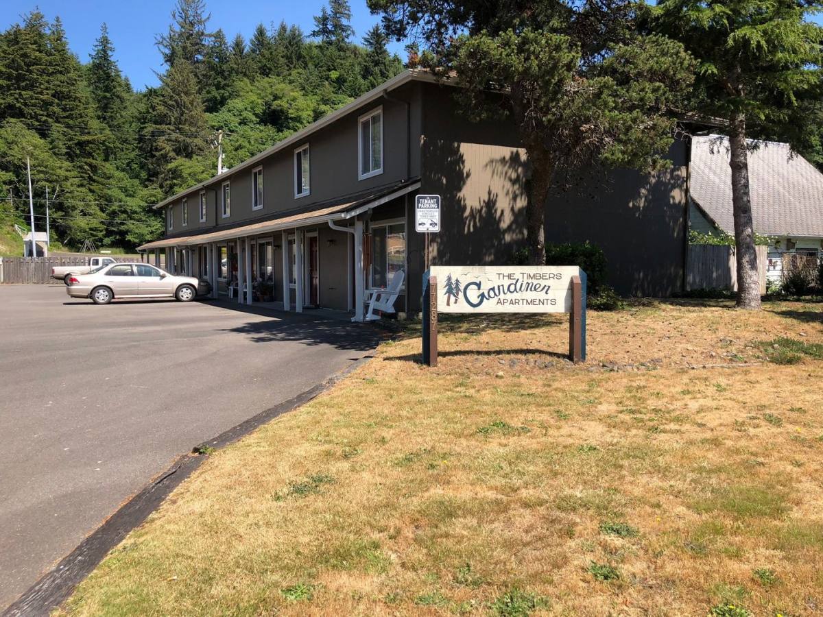 Apartment for rent at 77287 Highway, Gardiner, OR 97441