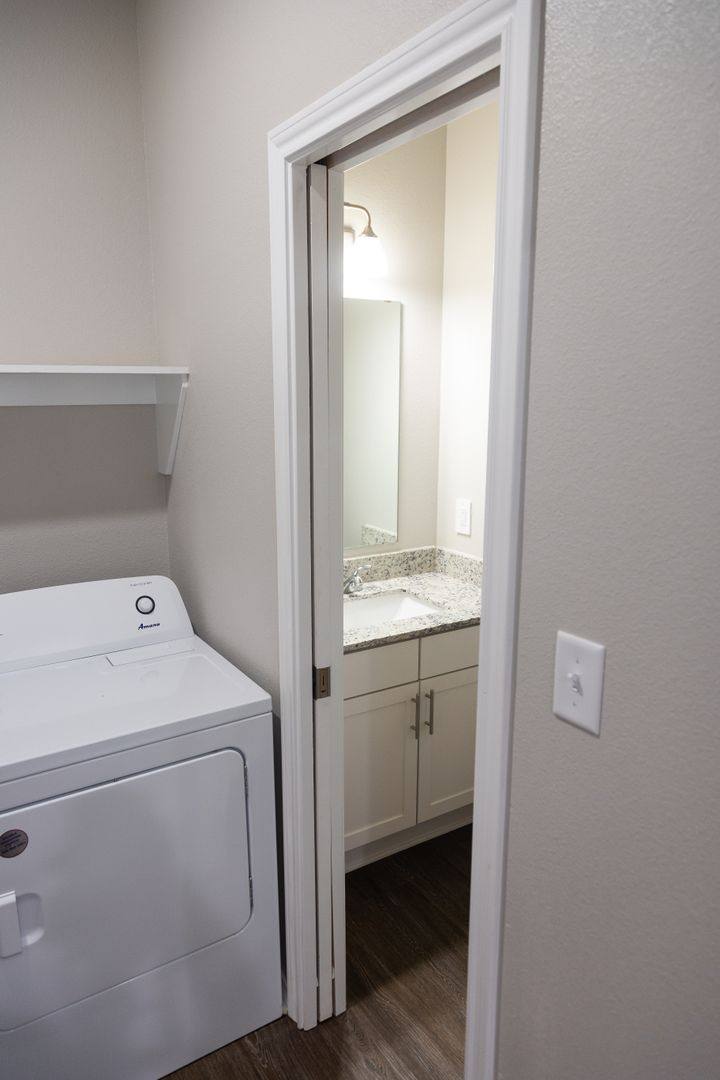 Townhouse for rent at 330 N Pecan, Nash, TX 75569