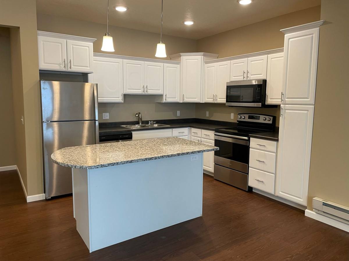 Apartment for rent at Grasslands, 1614 Prairie Place, Holmen, WI 54636