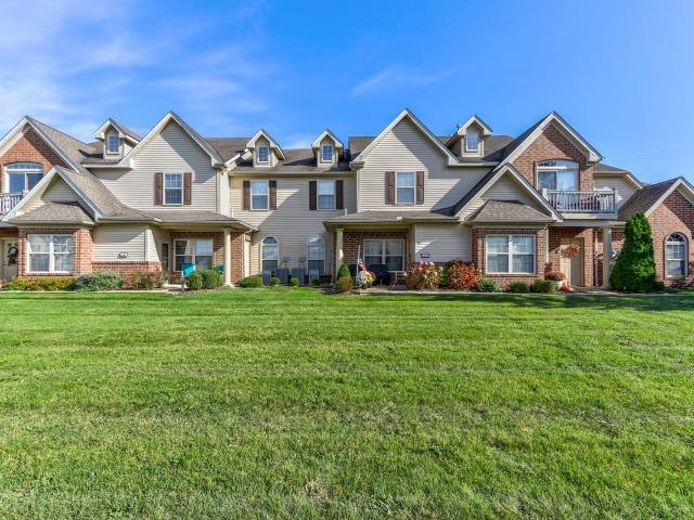 Apartment for rent at 5399 Waterford Circle #E22, Elyria, OH 44035