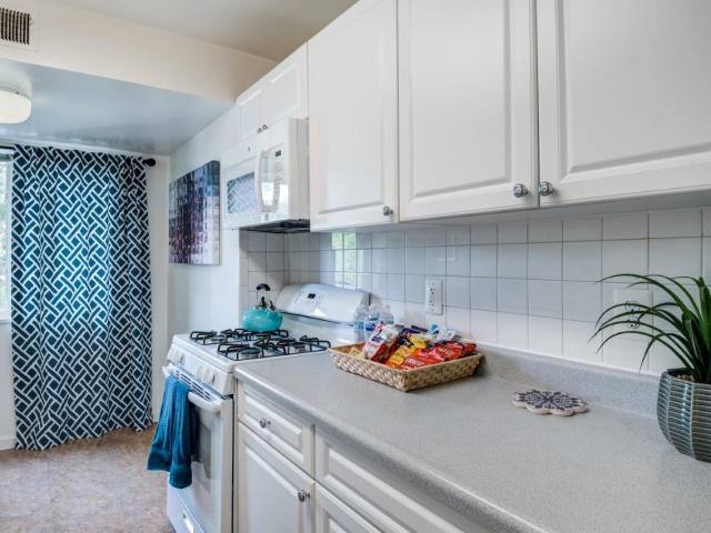Apartment for rent at 5797A Rayburn Ave #A33, Alexandria, VA 22311