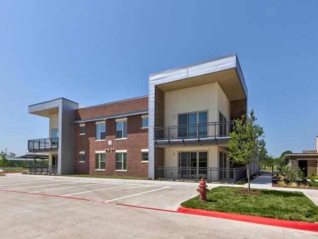 Apartment for rent at 451 Meadow Place Dr #E13, Weatherford, TX 76087