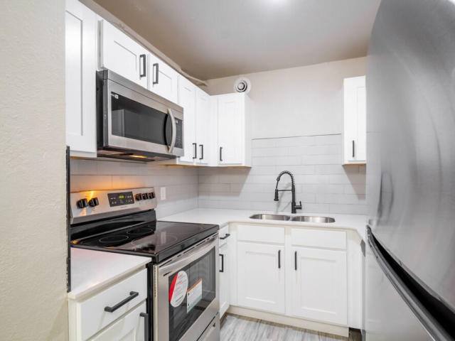 Apartment for rent at 917 24th Ave SW #D32, Norman, OK 73069