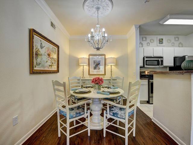 Apartment for rent at 6060 Fairmont Parkway #C33, Pasadena, TX 77505