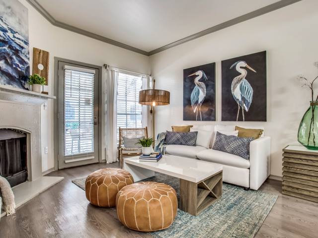 Apartment for rent at 701 Cowboys Parkway #E23, Irving, TX 75063