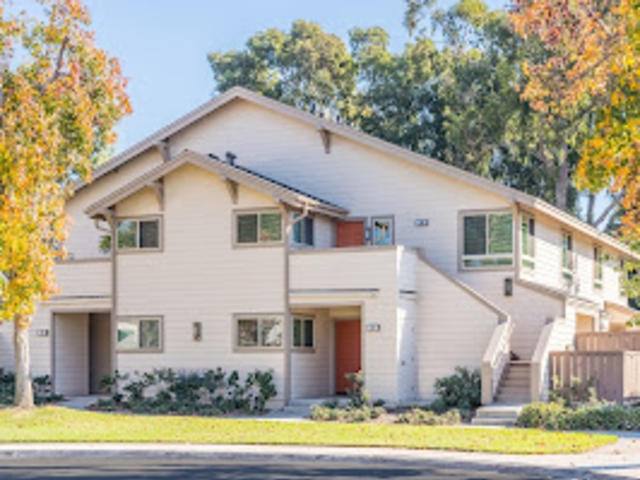 Apartment for rent at 344 Knollglen #D33, Irvine, CA 92614