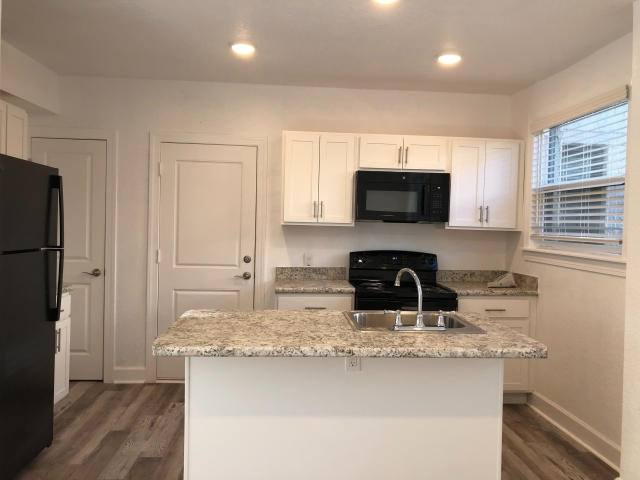 Apartment for rent at 2798 Saint Johns Ave #E23, Jacksonville, FL 32205
